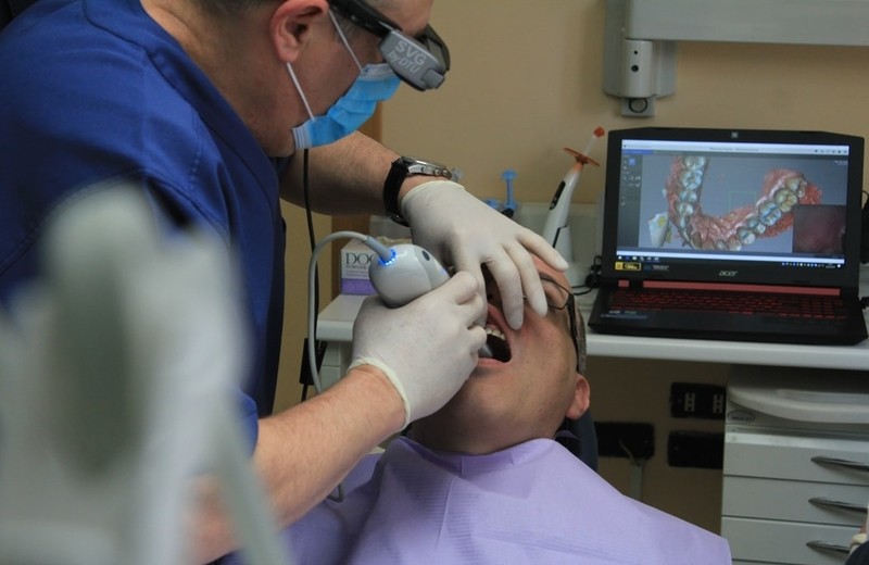 Kako se ponašati nakon ugradnje zubnog implantata?
