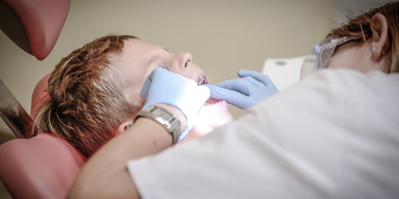 zubar, stomatologija, pregled